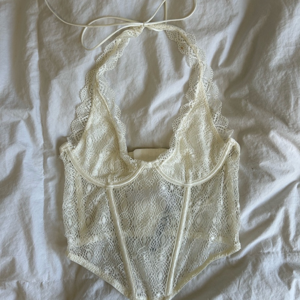 Urban Outfitters Lace Halter top in Cream